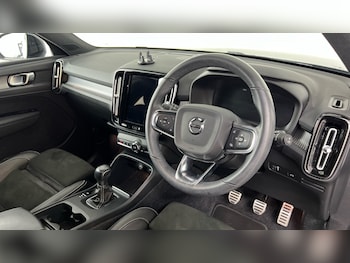 Used Volvo XC40 2021 for sale - 78472526: Photo