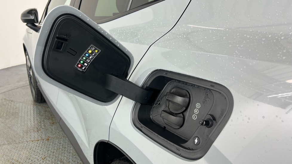 Used Volvo EX30 2025 for sale - 77560599: Photo 15