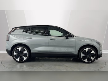 Used Volvo EX30 2025 for sale - 77560599: Photo