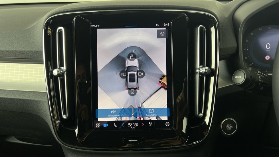 Used Volvo XC40 2024 for sale - 76272906: Photo 17