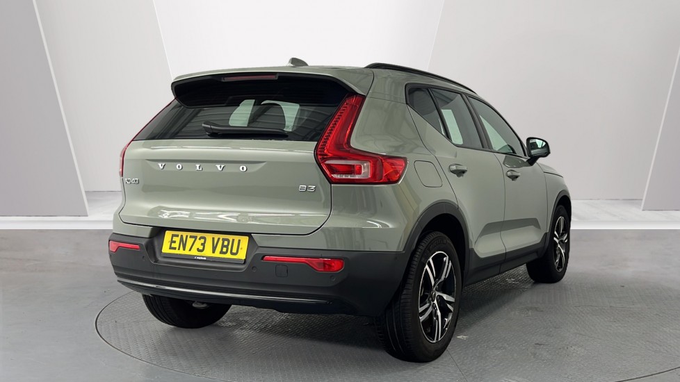 Used Volvo XC40 2024 for sale - 76272906: Photo 2