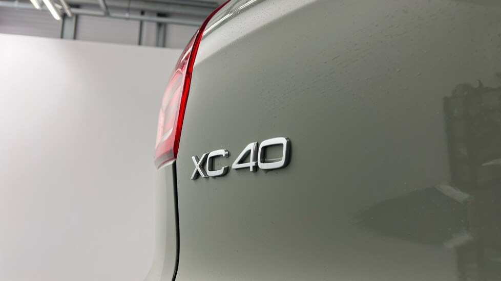 Used Volvo XC40 2024 for sale - 76272906: Photo 34