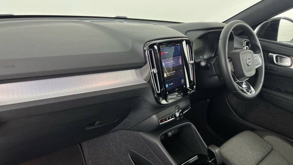 Used Volvo XC40 2024 for sale - 76272906: Photo 39