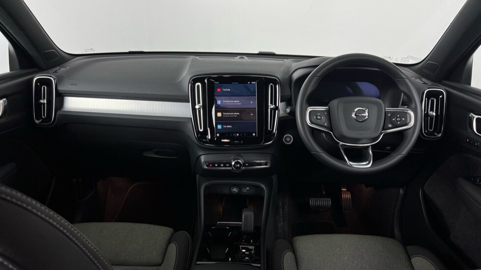 Used Volvo XC40 2024 for sale - 76272906: Photo 5