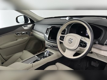 Used Volvo XC90 2024 for sale - 75615177: Photo