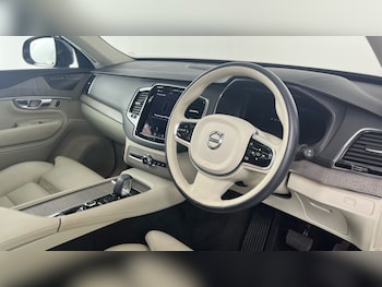 Used Volvo XC90 2023 for sale - 78643689: Photo