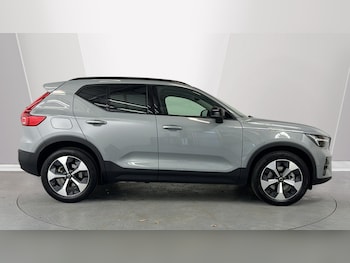Used Volvo XC40 2025 for sale - 77877492: Photo