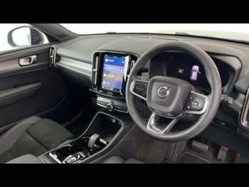 Used Volvo XC40 2024 for sale - 74892539: Photo