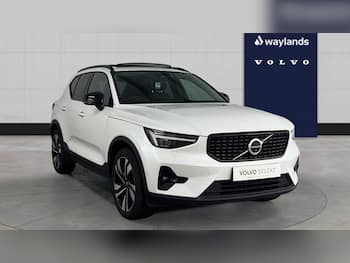 Used Volvo XC40 2025 for sale - 79663039: Photo