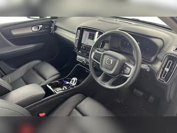 Used Volvo XC40 2025 for sale - 79663039: Photo