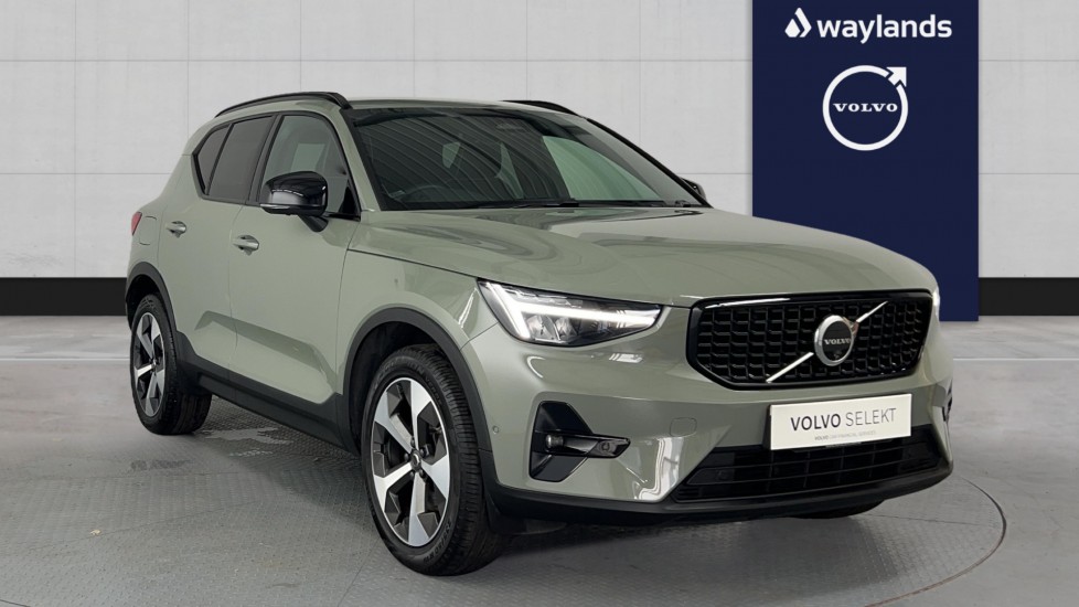 Used Volvo XC40 2024 for sale - 76851165: Photo 1