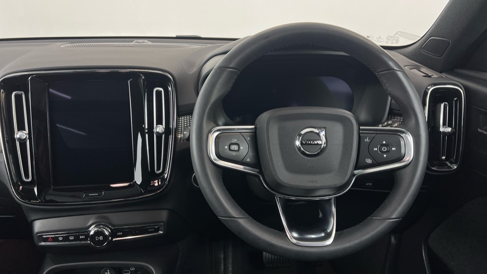 Used Volvo XC40 2022 for sale - 78059650: Photo 10