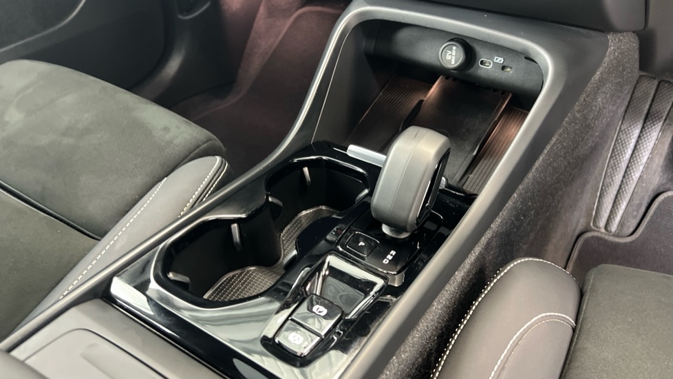 Used Volvo XC40 2022 for sale - 78059650: Photo 24