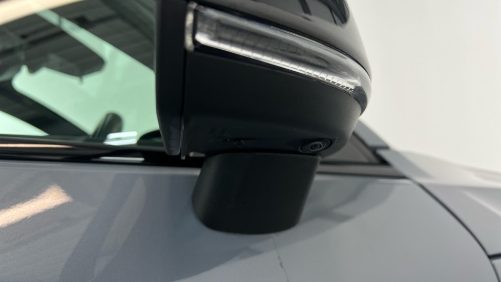 Used Volvo XC40 2022 for sale - 78059650: Photo 44