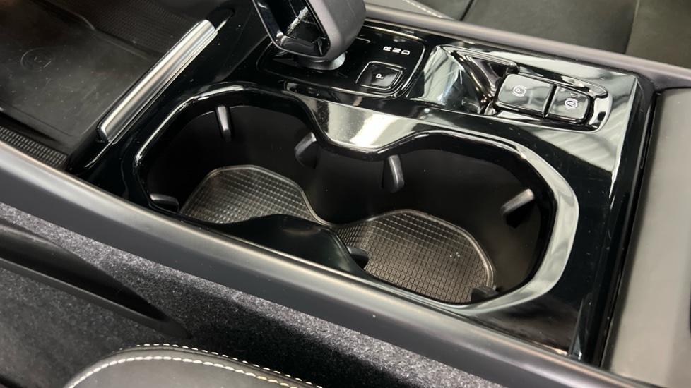 Used Volvo XC40 2022 for sale - 78059650: Photo 52