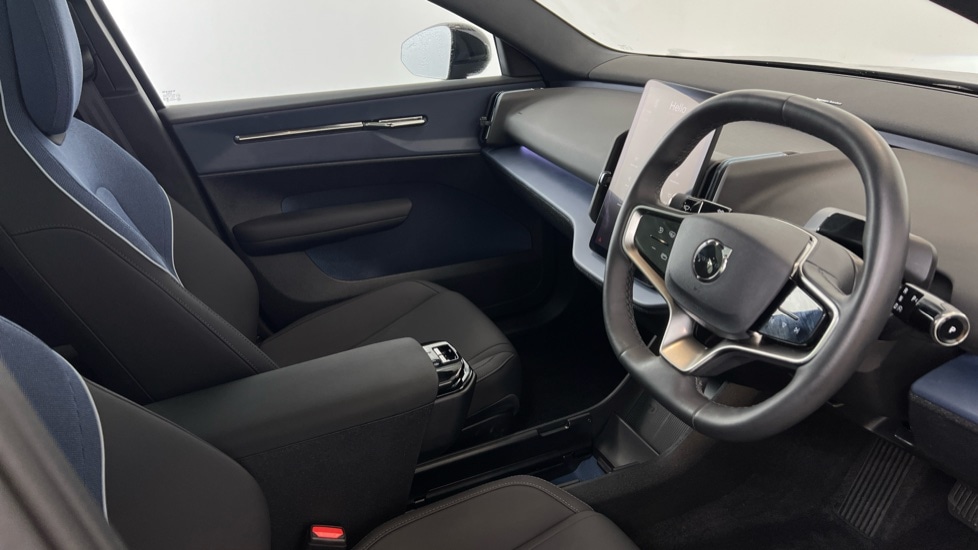 Used Volvo EX30 2025 for sale - 77164173: Photo 4