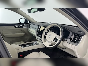 Used Volvo XC60 2025 for sale - 79127341: Photo