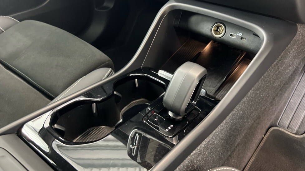 Used Volvo C40 2023 for sale - 78136991: Photo 24