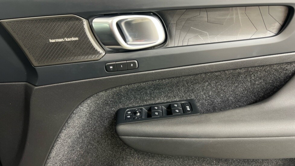 Used Volvo C40 2023 for sale - 78136991: Photo 28