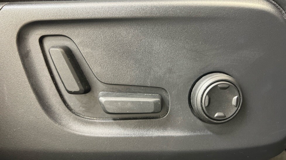 Used Volvo C40 2023 for sale - 78136991: Photo 29