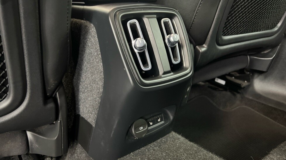 Used Volvo C40 2023 for sale - 78136991: Photo 39