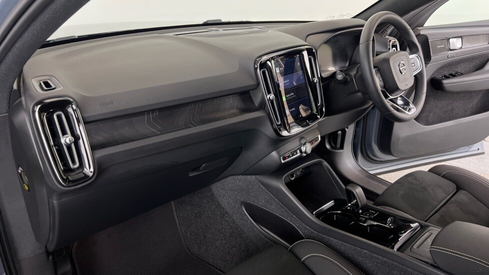 Used Volvo C40 2023 for sale - 78136991: Photo 43