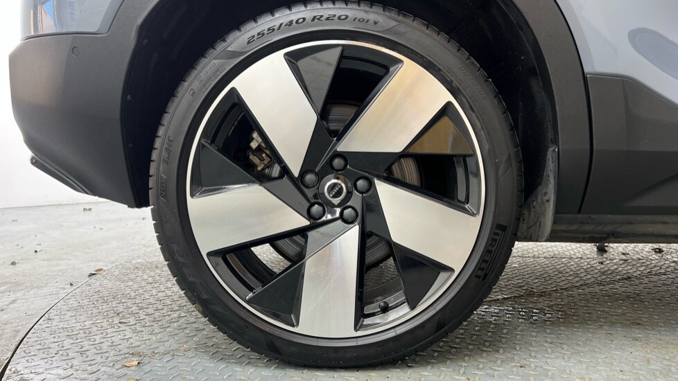 Used Volvo C40 2023 for sale - 78136991: Photo 9