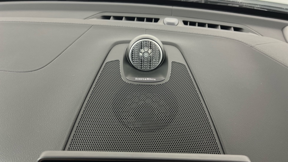 Used Volvo XC60 2025 for sale - 77326296: Photo 25