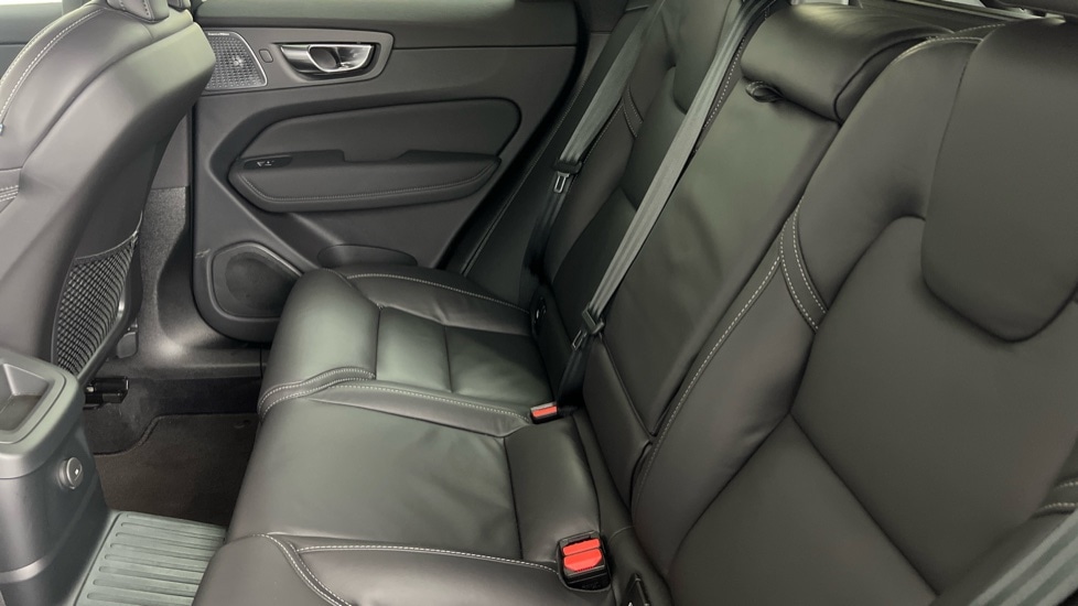 Used Volvo XC60 2025 for sale - 77326296: Photo 32