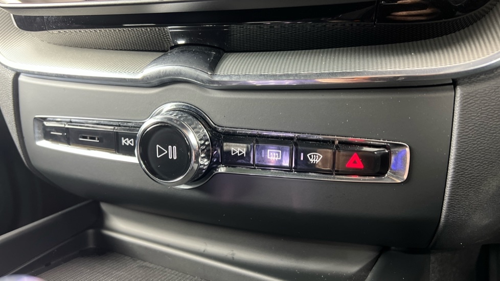 Used Volvo XC60 2025 for sale - 77326296: Photo 36