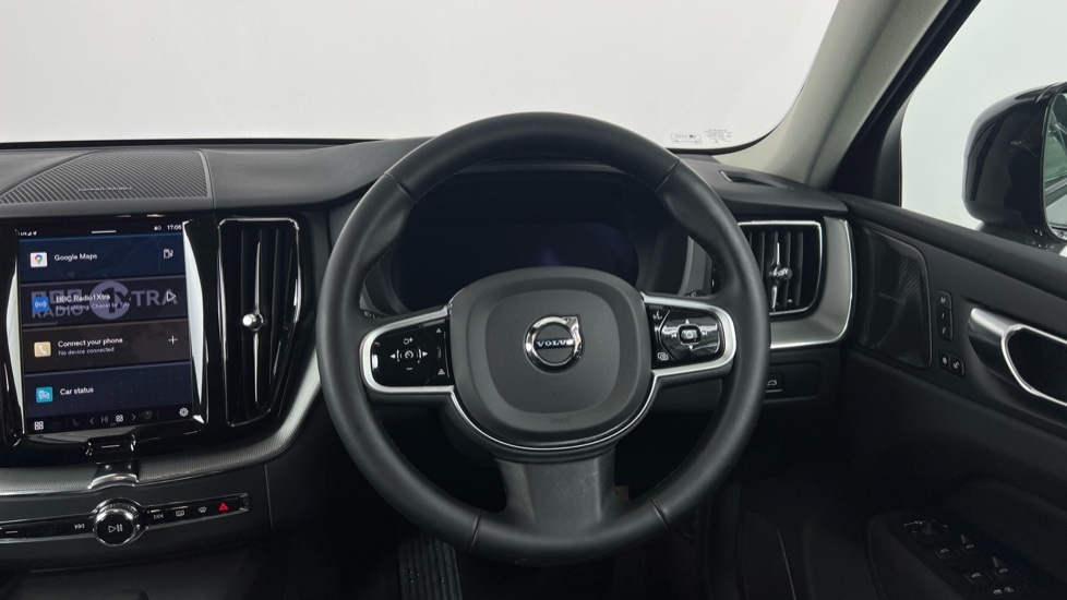 Used Volvo XC60 2025 for sale - 76874880: Photo 10