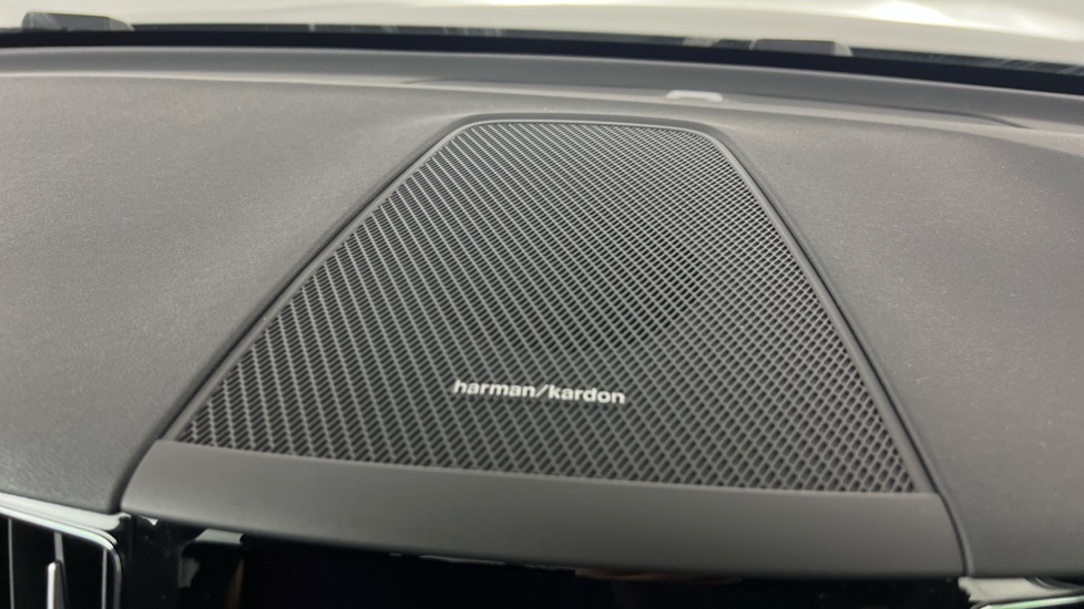 Used Volvo XC60 2025 for sale - 76874880: Photo 24