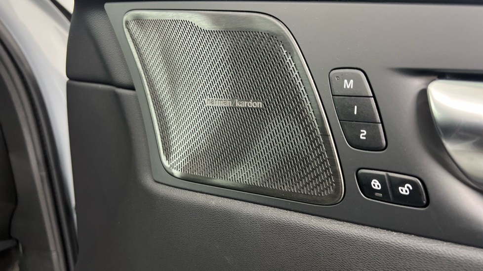 Used Volvo XC60 2025 for sale - 76874880: Photo 37