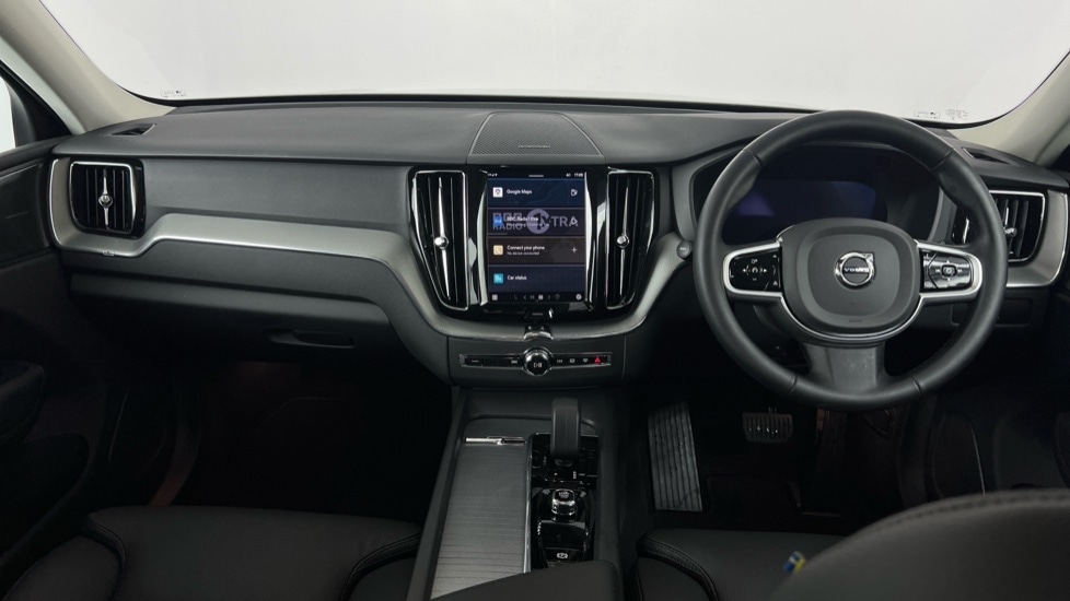 Used Volvo XC60 2025 for sale - 76874880: Photo 5
