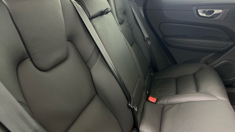 Used Volvo XC60 2025 for sale - 76874880: Photo 6