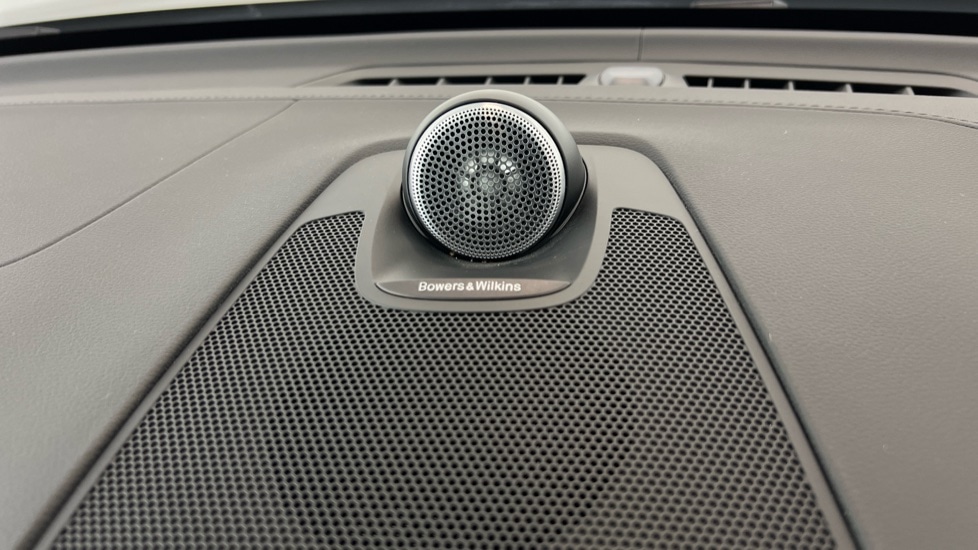 Used Volvo XC60 2025 for sale - 77102539: Photo 24