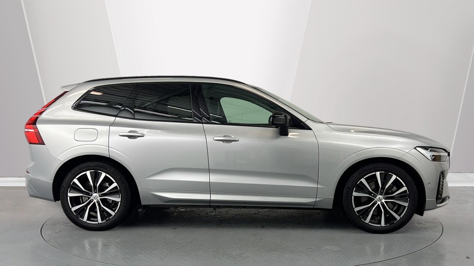 Used Volvo XC60 2025 for sale - 77102539: Photo 3