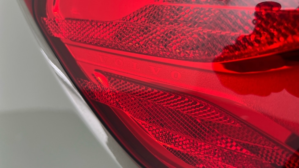 Used Volvo XC40 2024 for sale - 77186197: Photo 37