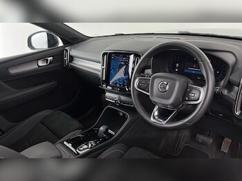 Used Volvo XC40 2024 for sale - 77186197: Photo
