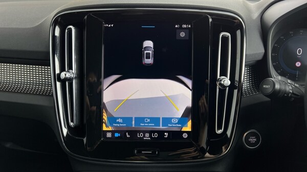 Used Volvo XC40 2024 for sale - 75482193: Photo 17