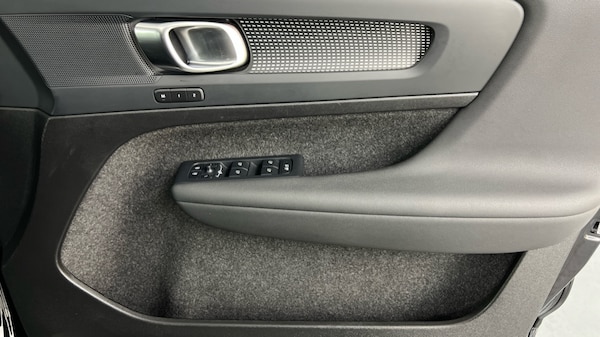 Used Volvo XC40 2024 for sale - 75482193: Photo 27