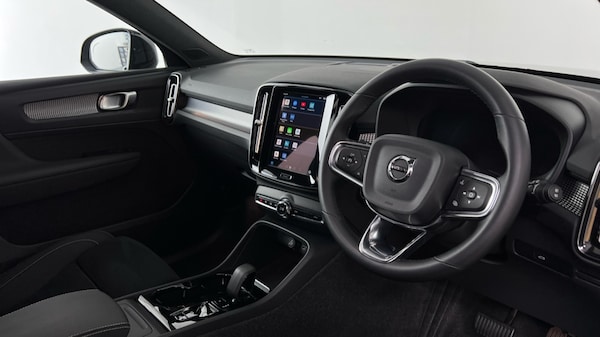 Used Volvo XC40 2024 for sale - 75482193: Photo 4