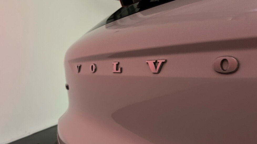 Used Volvo XC40 2022 for sale - 76999363: Photo 38