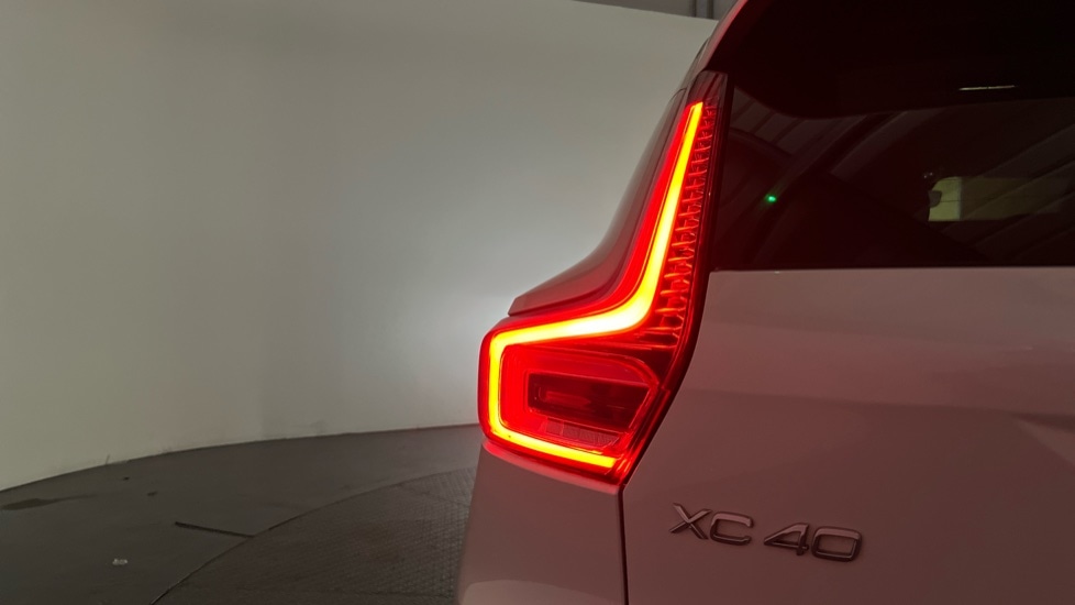 Used Volvo XC40 2022 for sale - 76999363: Photo 40