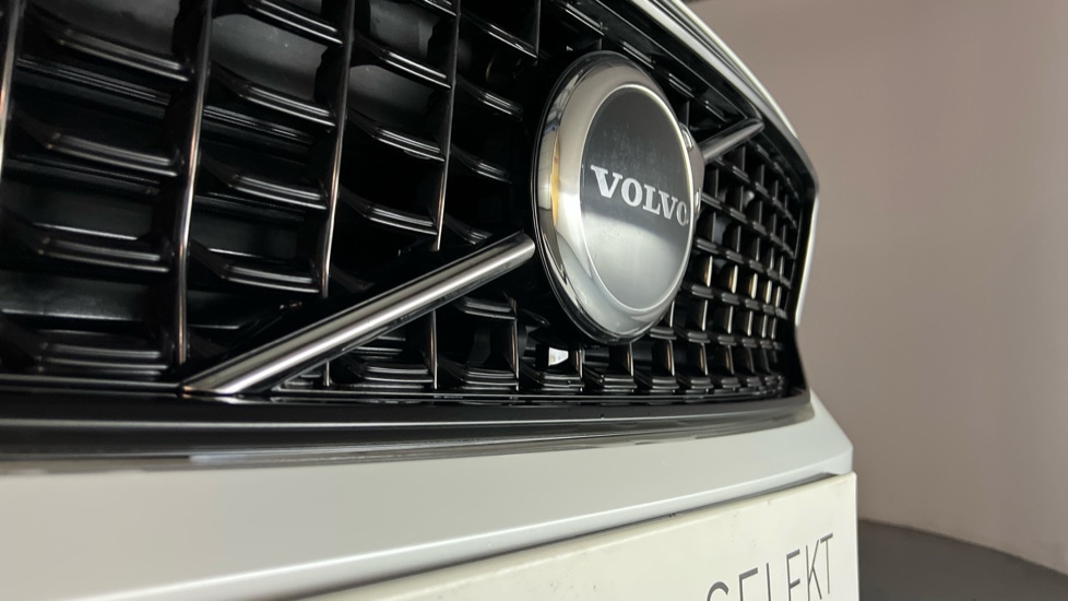 Used Volvo XC40 2022 for sale - 76999363: Photo 41