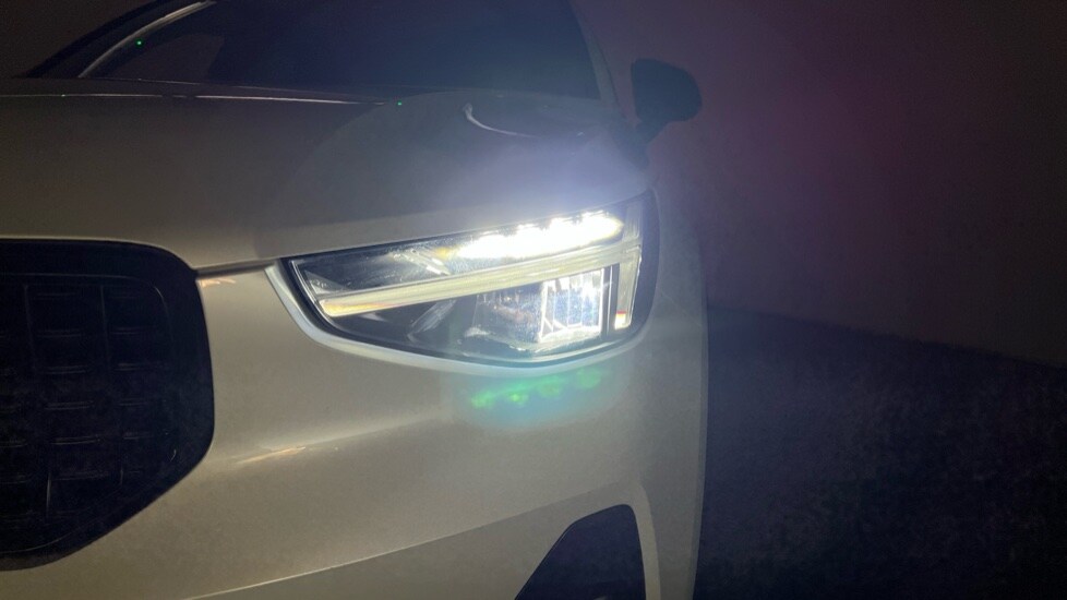 Used Volvo XC40 2022 for sale - 76999363: Photo 42