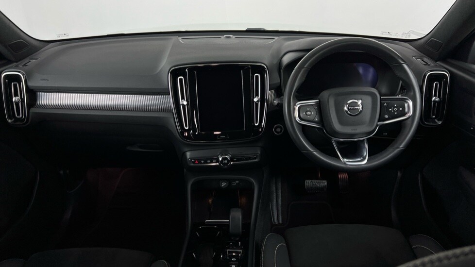 Used Volvo XC40 2022 for sale - 76999363: Photo 5