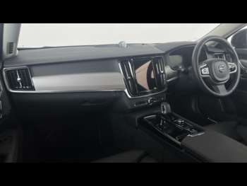 Used Volvo V90 2024 for sale - 72821672: Photo