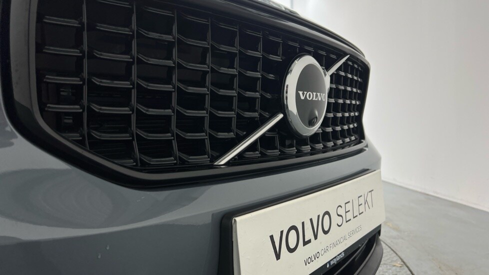 Used Volvo XC40 2022 for sale - 77899021: Photo 46