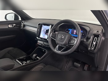 Used Volvo XC40 2022 for sale - 77899021: Photo